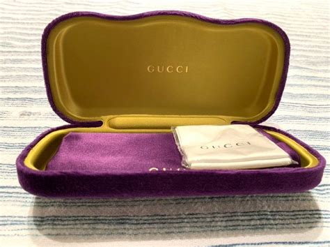 gucci sunglass cases for women.